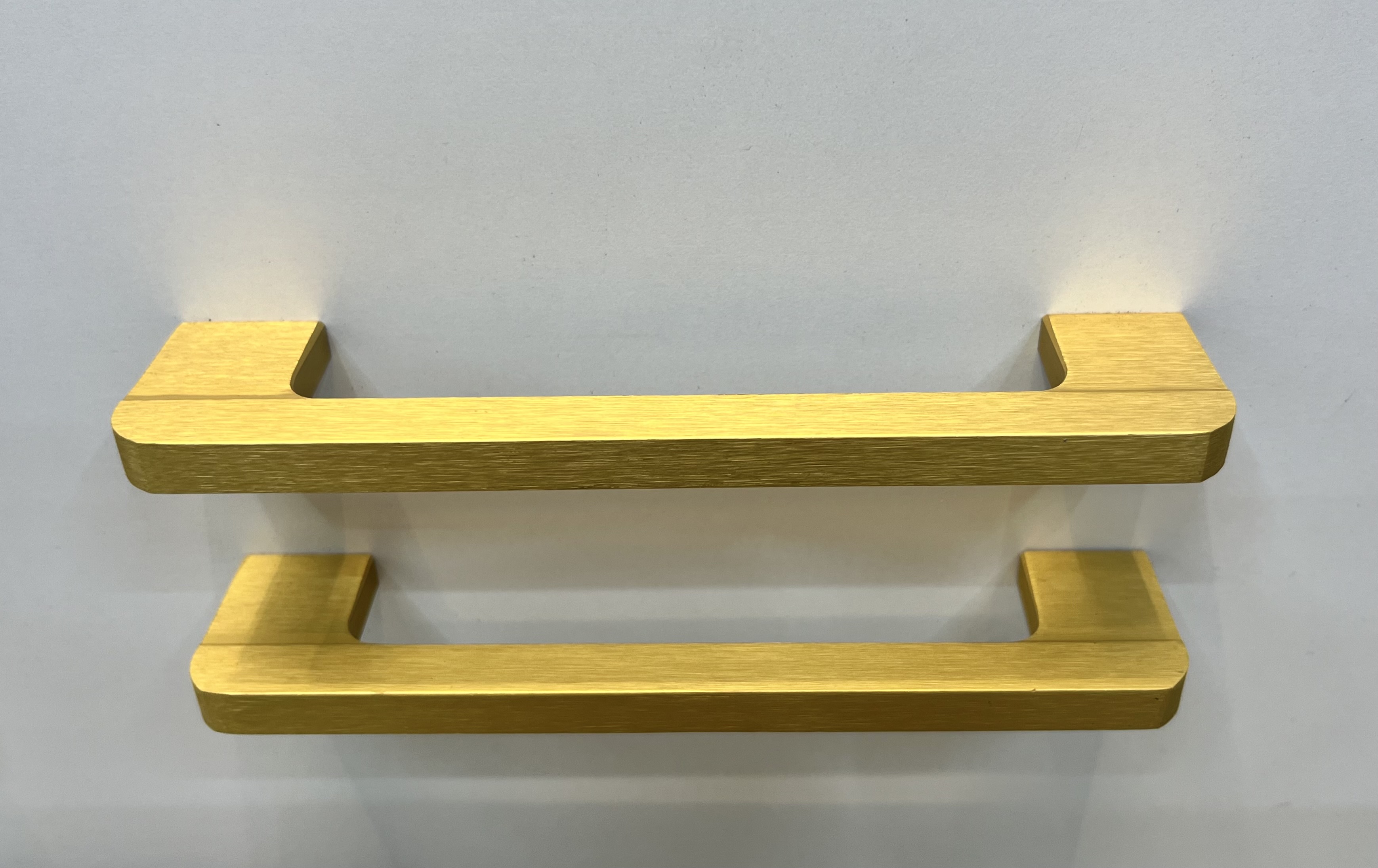 دستگیره کابینت و کمد کدs260طلایی